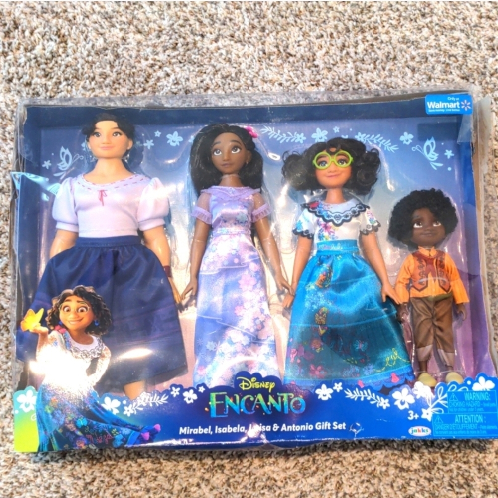 Disney Encanto Doll Gift Set